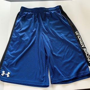 Under Armour Boy’s XL Basketball Shorts